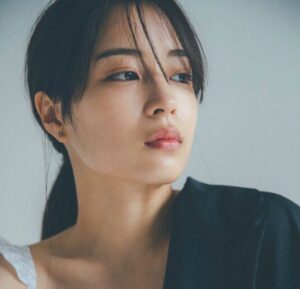 上坂樹里さんに似ている芸能人⑦：広瀬すず